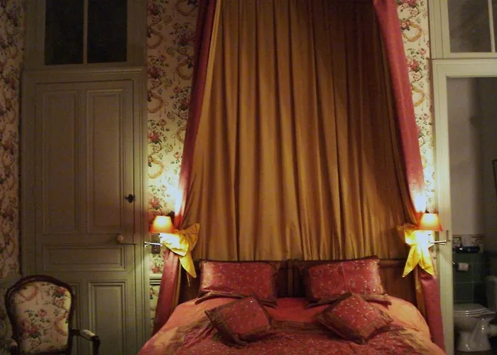 Palais Briau Couette-café Loireauxence